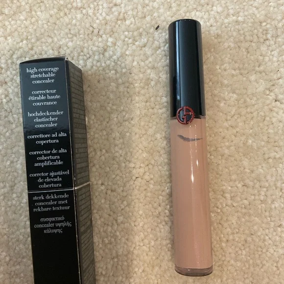 Giorgio Armani Power Fabric High Coverage Stretchable Concealer Shade 5.25 - Picture 3 of 4